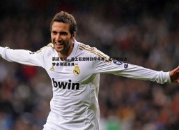 问鼎娱乐-薪资专家，勇士若想得到字母哥，巴特勒或追梦必须送走其一