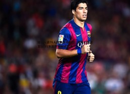 问鼎娱乐-媒体人谈76人经典球衣回归：当年AI快意恩仇 01年后费城未进东决