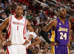 问鼎娱乐-新援射手本周集体亮相 锋线变革引发期待