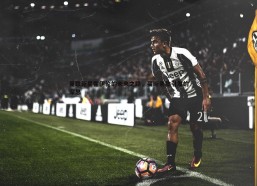 问鼎娱乐-曼联新星霍伊伦的未来之路，买断条款引发的深思